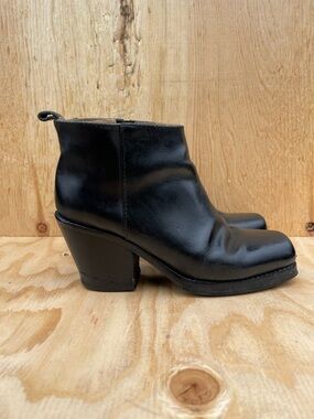 Acne Studios Boots Squar toe boots size 38